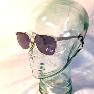 Vintage Colors in Optics sunglasses
